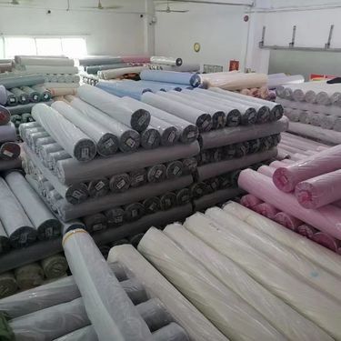 本廠處理一批庫存布料