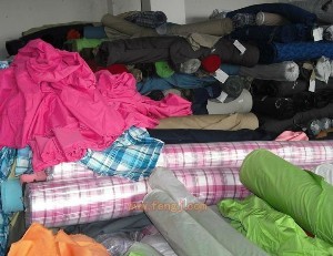 深圳收購(gòu)布料-深圳品源庫(kù)存布料服裝回收公司