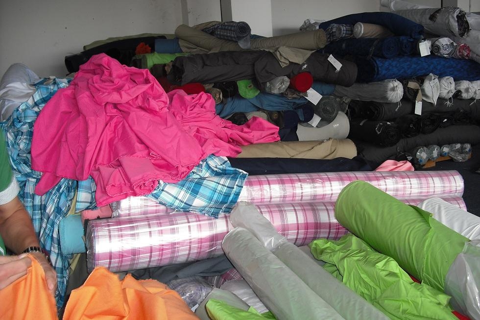 0429-中山庫存布匹回收,上門收購庫存服裝面料